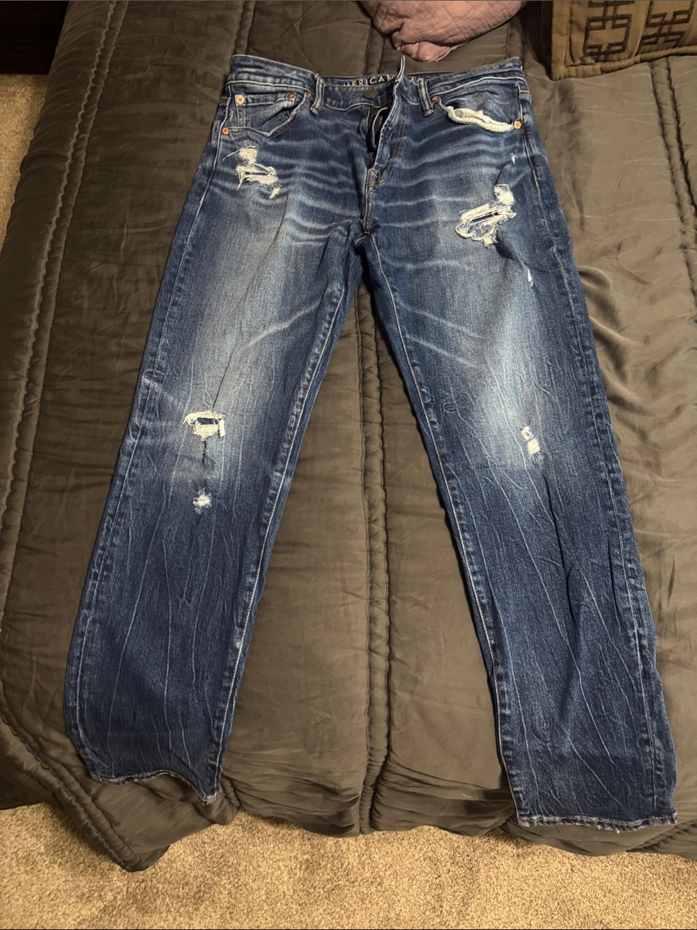 American Eagle Outfitters Distressed Relaxed Jeans in Blue